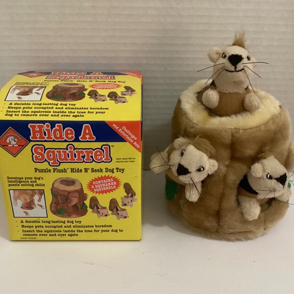NIB Hide a Squirrel Puzzle Plush Hide & Seek Dog Toy - Plush Puppies - Small